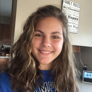 Meet your Posher, Anna